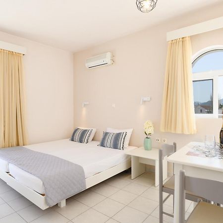 Eugenia Studios & Apartments Ialysos  Exteriér fotografie