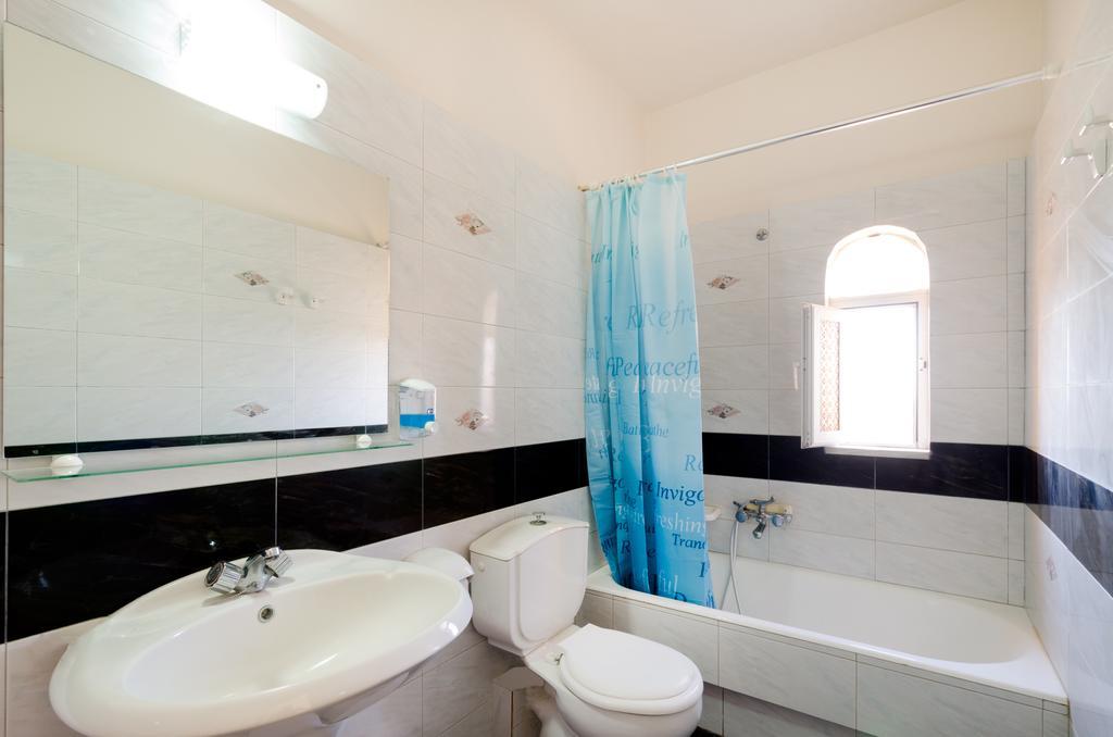 Eugenia Studios & Apartments Ialysos  Pokoj fotografie